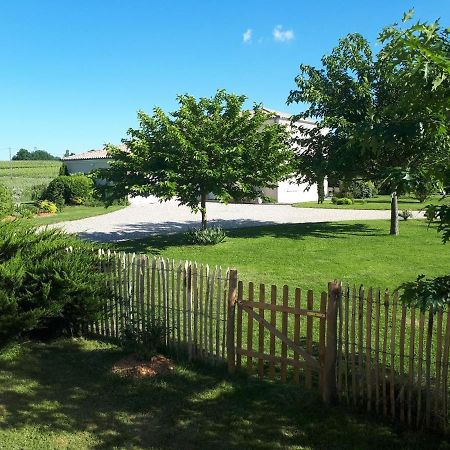 La Roulotte De Glorit Villa Bourg-sur-Gironde Buitenkant foto